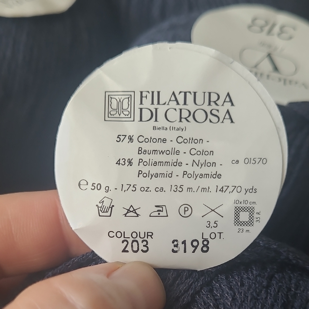 Filatura Di Crosa Valentino Deep Blue Yarn From Biella Italy - Picture 3 of 5